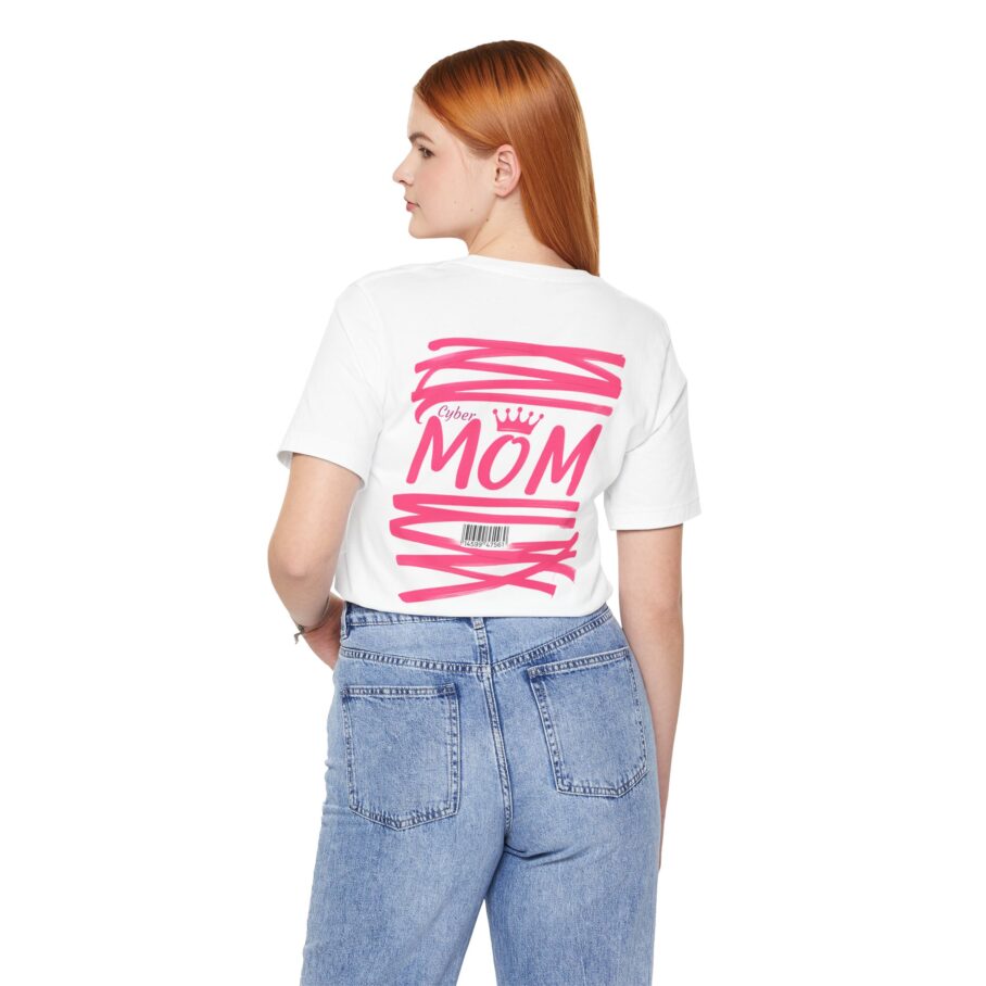 Cyber Mom Queen T-Shirt