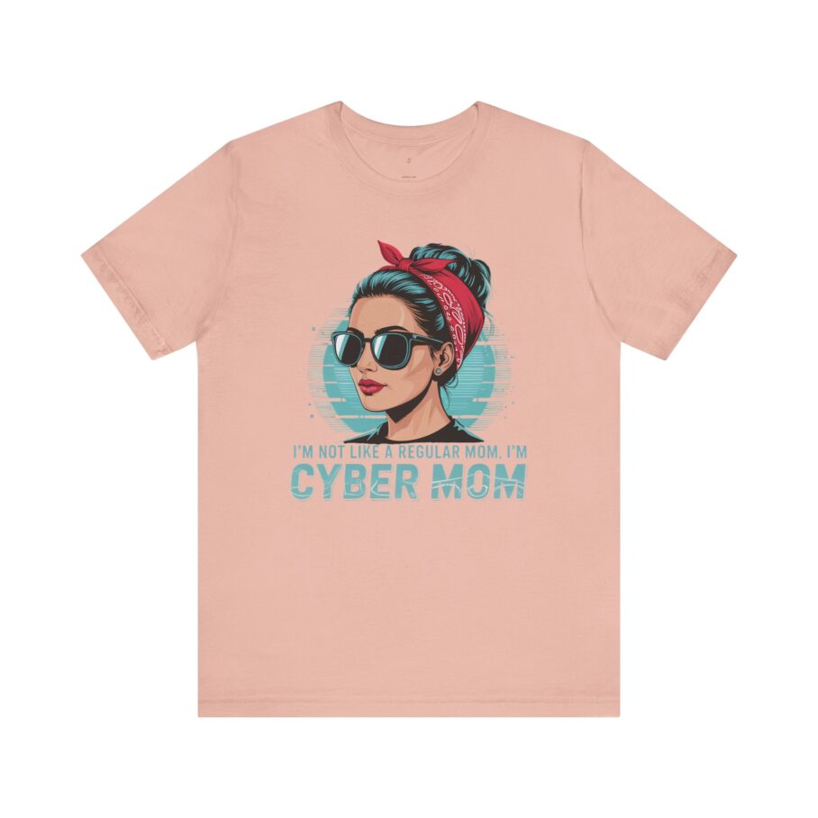 Regular Mom, Cyber Mom T-Shirt – Front